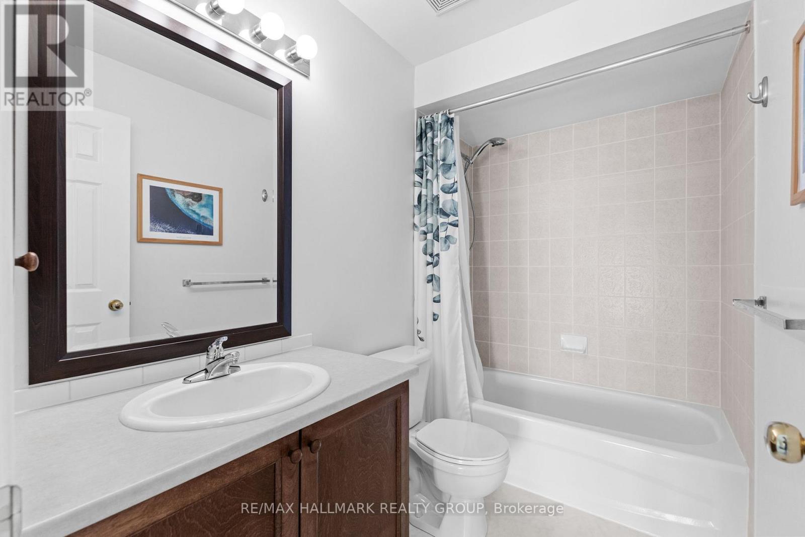 Photo 19 of 2213 Brockstone Crescent, Ottawa ON