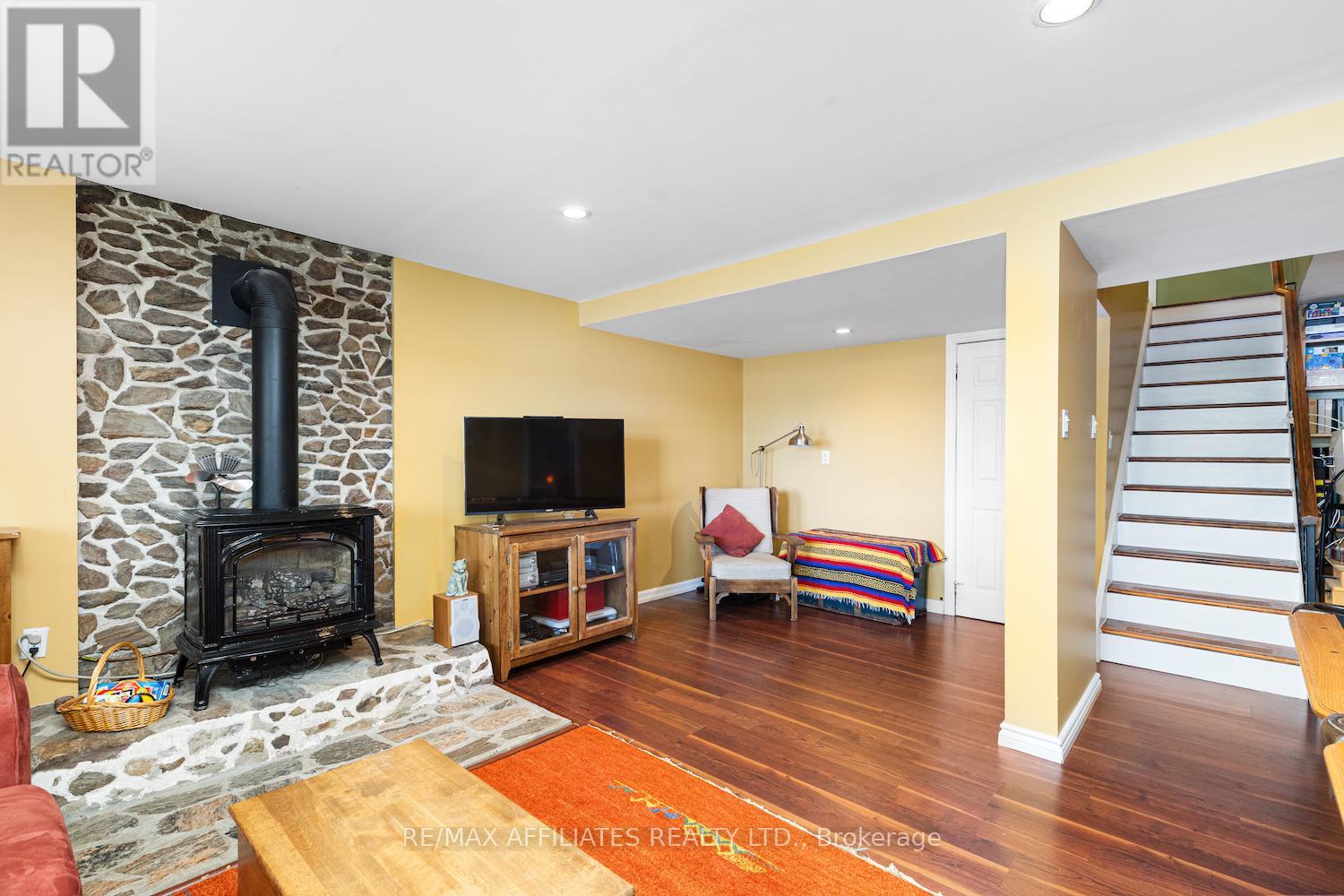 Photo 42 of 1094 Snye Road, Lanark Highlands ON