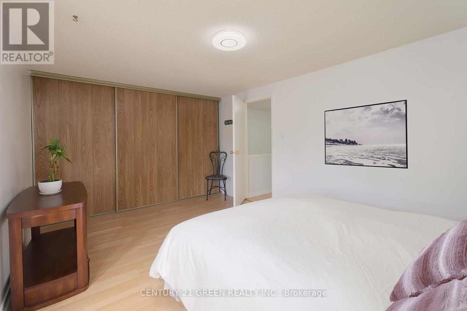 Photo 5 of 48 3460 South Millway, Mississauga ON