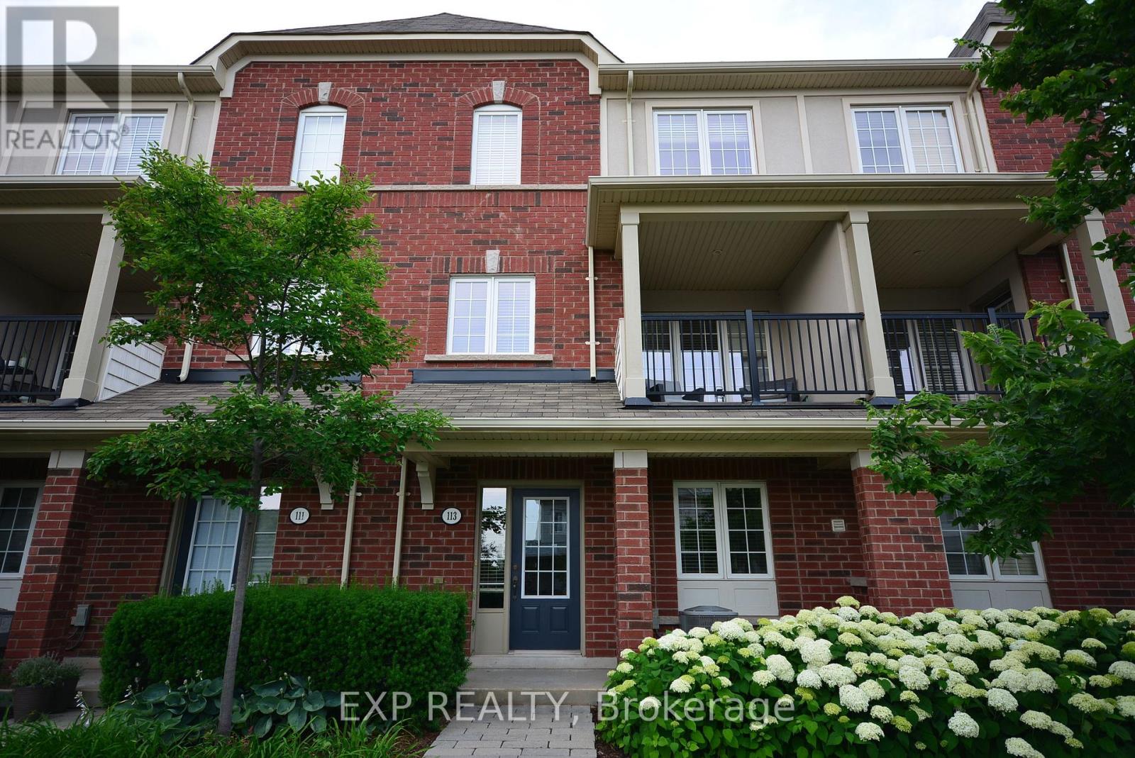 Photo 8 of 19 113 Georgian Drive, Oakville ON