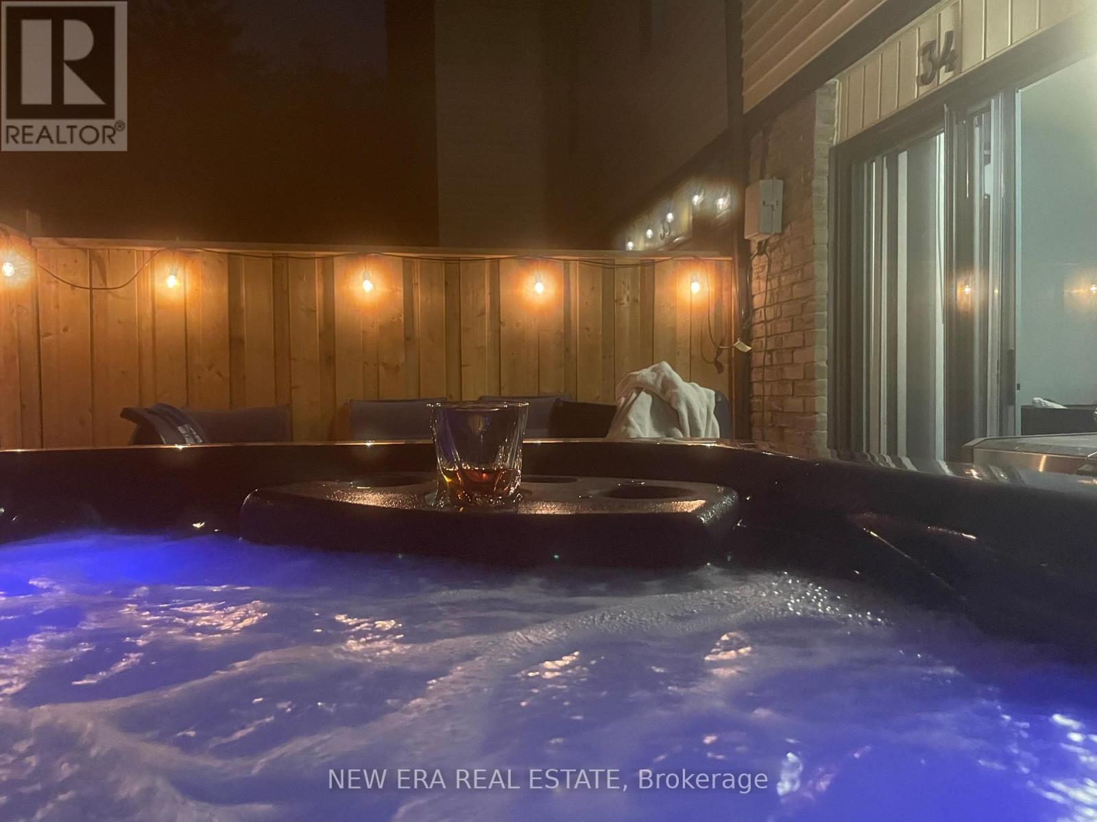 Photo 10 of 34 7340 Copenhagen Road, Mississauga ON