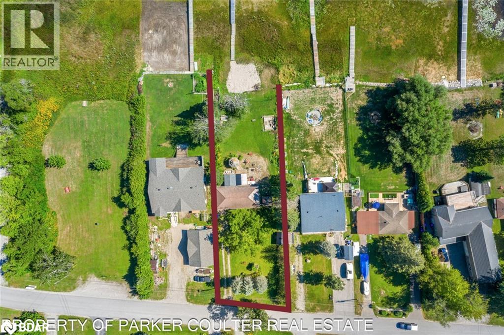 Photo 24 of 121 Maskinonge Road, Victoria Harbour ON