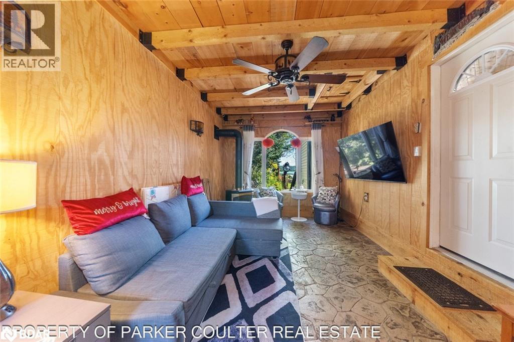Photo 13 of 121 Maskinonge Road, Victoria Harbour ON