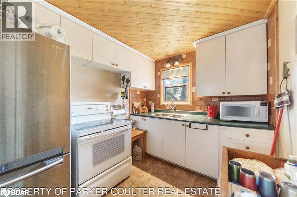 Photo 1 of 121 Maskinonge Road, Victoria Harbour ON