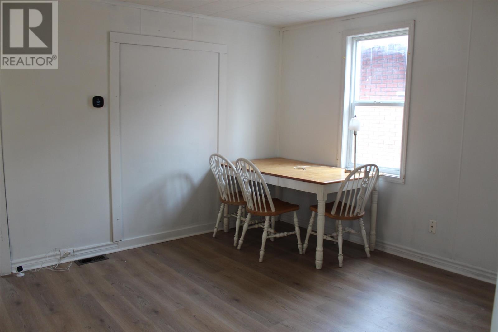 Photo 2 of 97 St Georges Ave, Sault Ste Marie ON