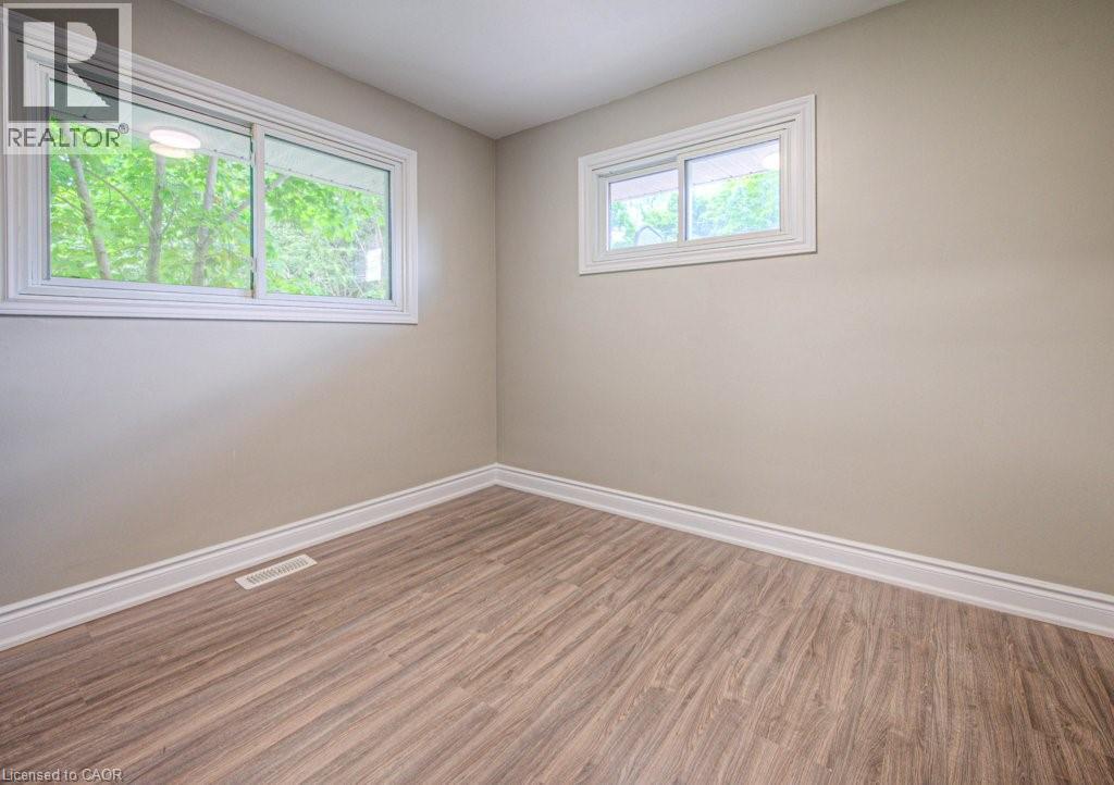 Photo 36 of 5 Alison Avenue, Cambridge ON
