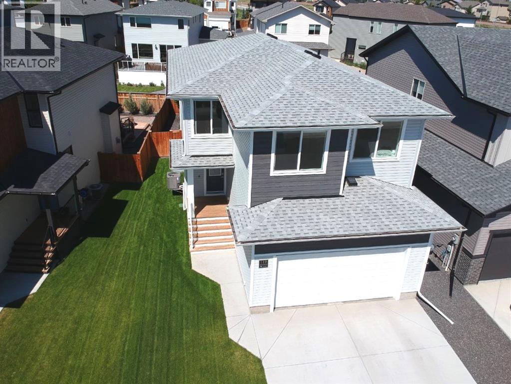 Photo 40 of 119 Goldenrod Road W, Lethbridge AB