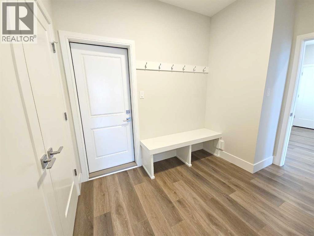 Photo 30 of 119 Goldenrod Road W, Lethbridge AB