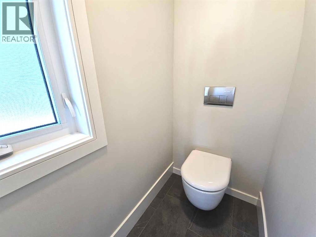 Photo 39 of 119 Goldenrod Road W, Lethbridge AB