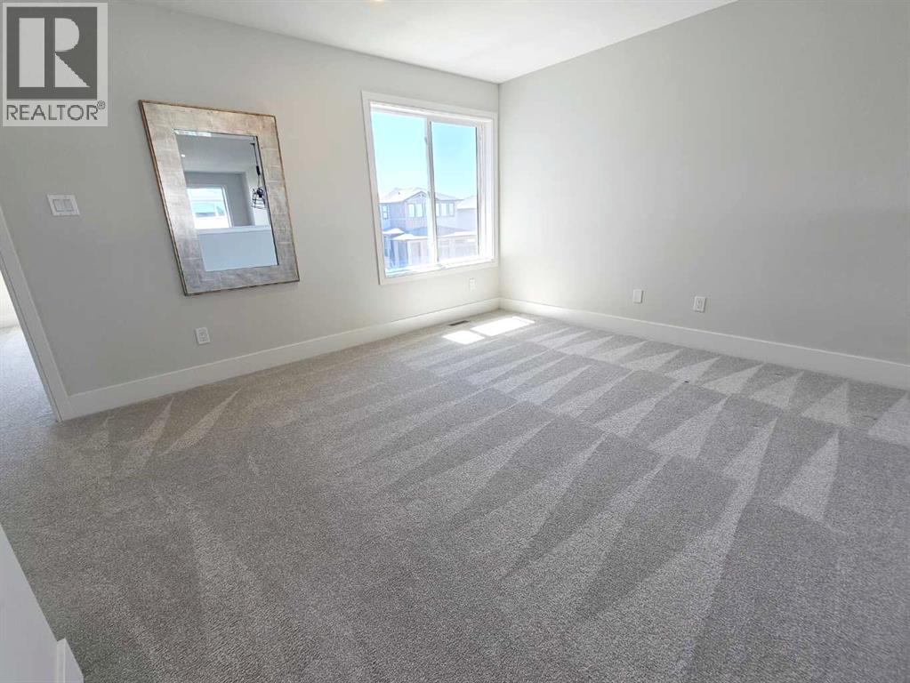Photo 43 of 119 Goldenrod Road W, Lethbridge AB