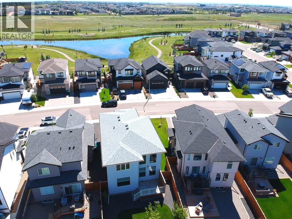 Photo 20 of 119 Goldenrod Road W, Lethbridge AB