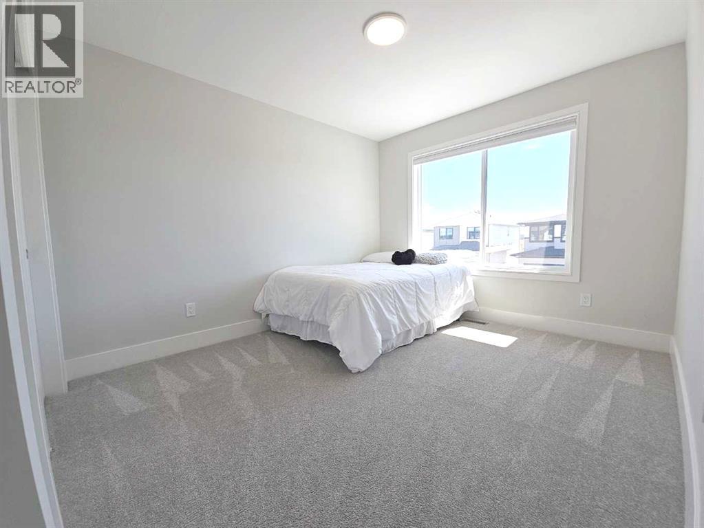 Photo 42 of 119 Goldenrod Road W, Lethbridge AB
