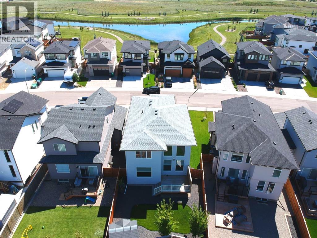 Photo 33 of 119 Goldenrod Road W, Lethbridge AB