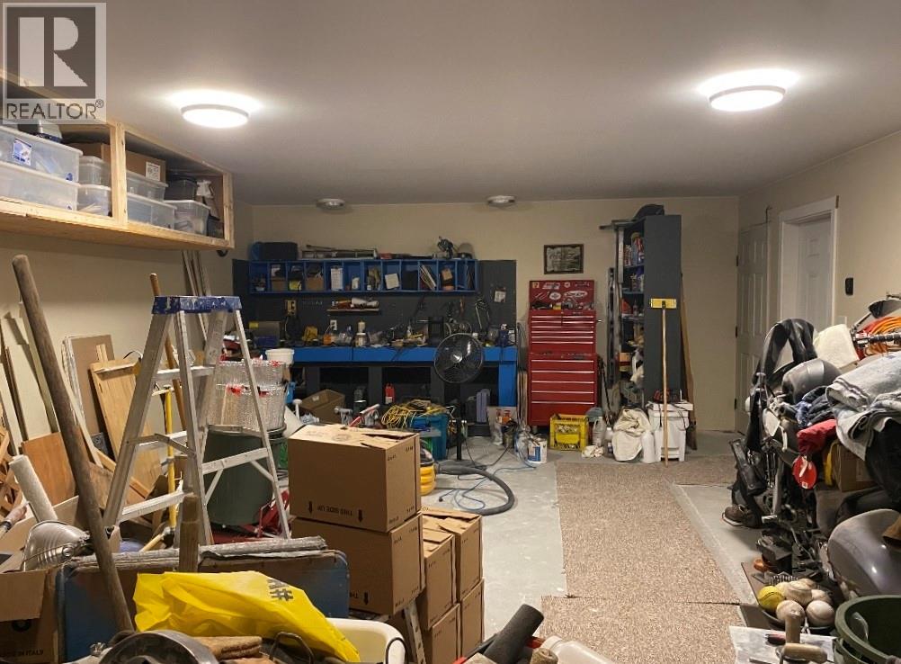 4045 Vale Avenue, Grand Forks