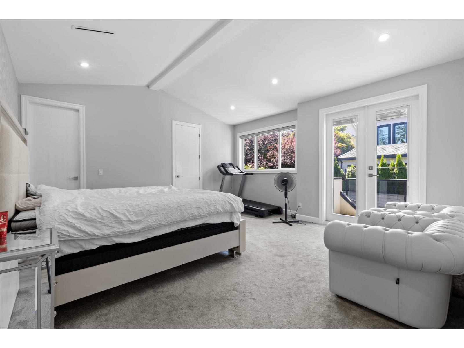 Photo 36 of 14678 St Andrews Drive, Surrey BC