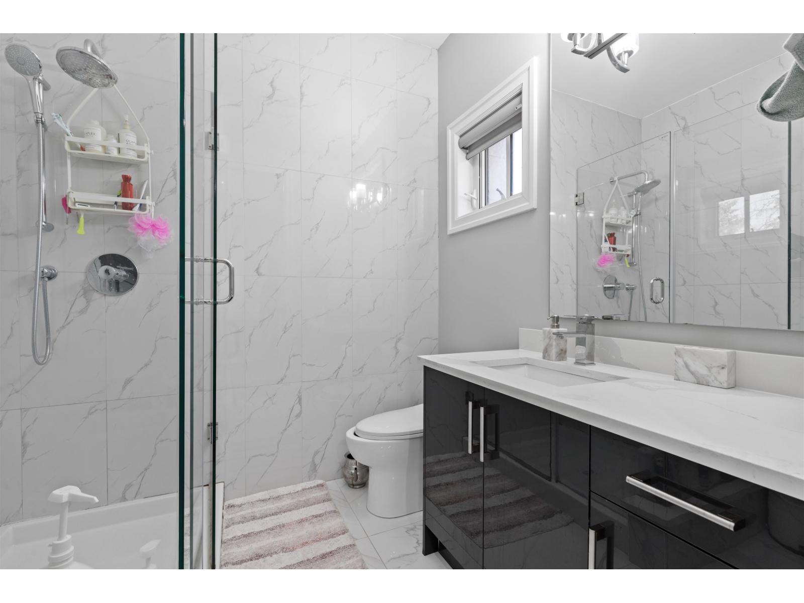 Photo 21 of 14678 St Andrews Drive, Surrey BC