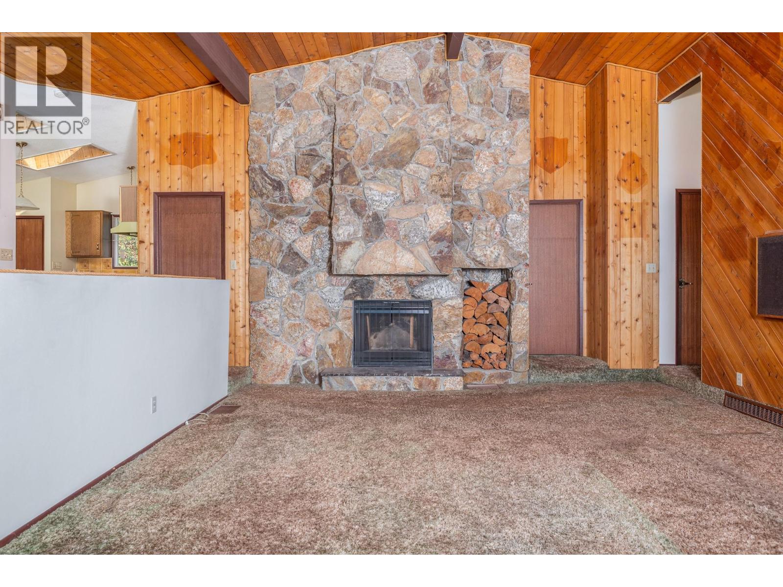 Photo 3 of 7096 Appaloosa Way, Vernon BC