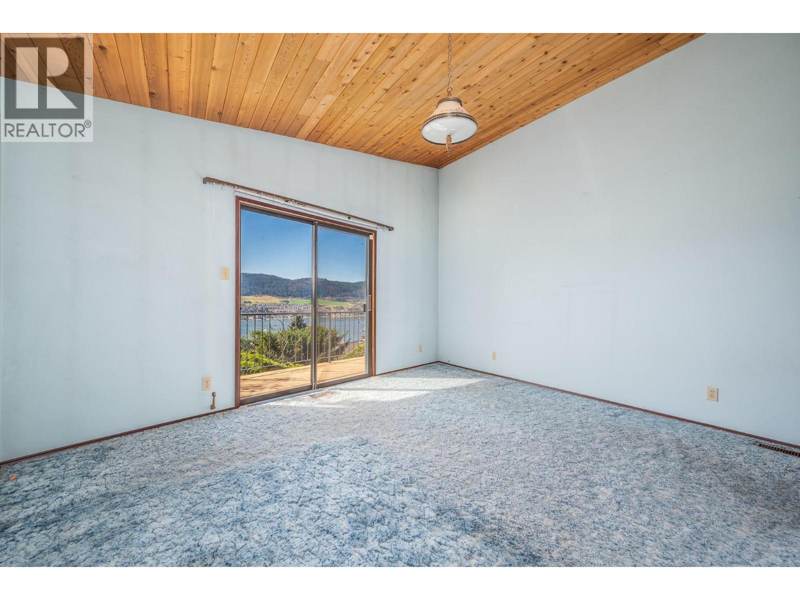 Photo 6 of 7096 Appaloosa Way, Vernon BC