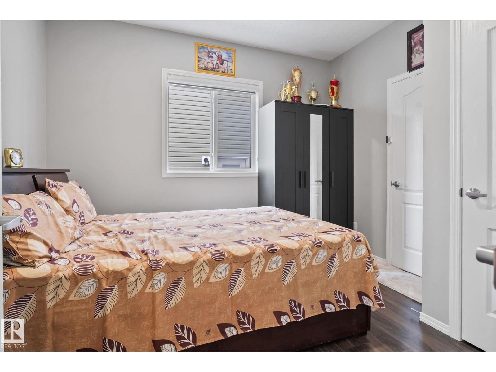 Photo 28 of 1643 14 St Nw, Edmonton AB