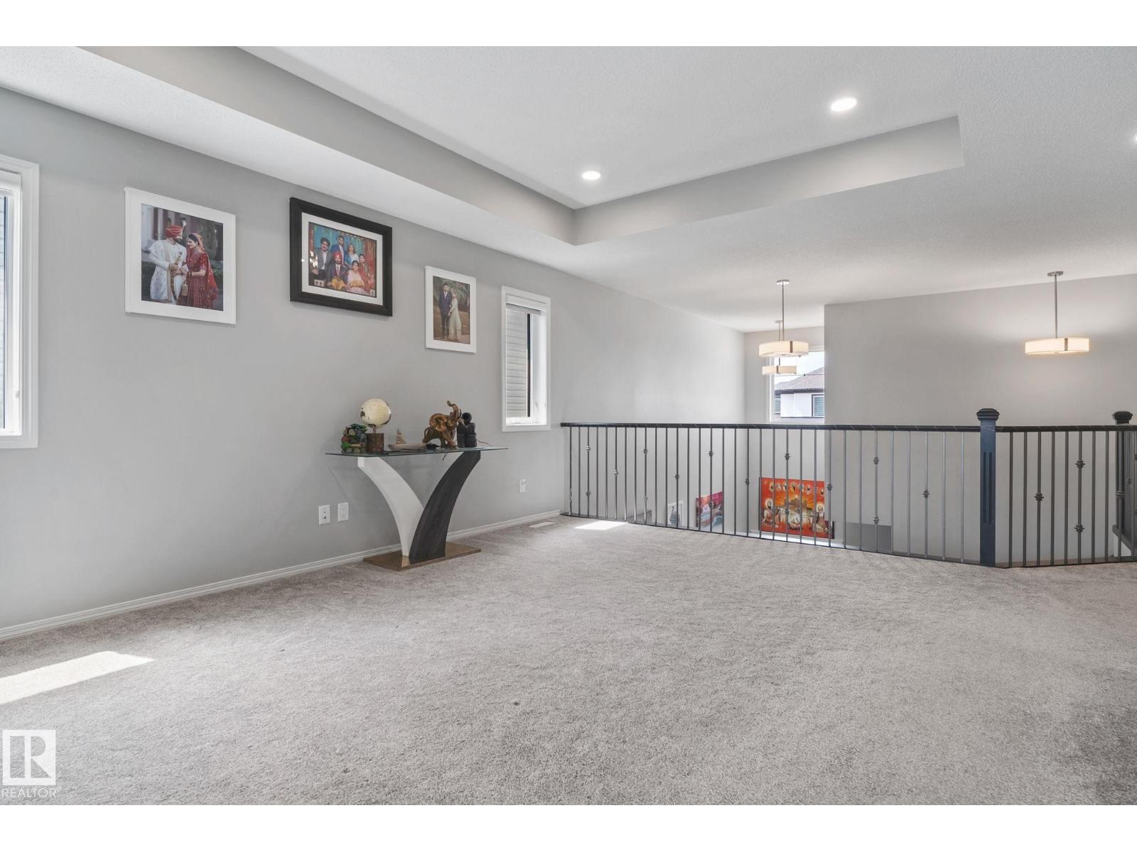 Photo 20 of 1643 14 St Nw, Edmonton AB