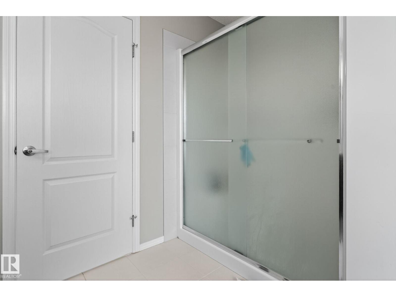 Photo 41 of 1643 14 St Nw, Edmonton AB