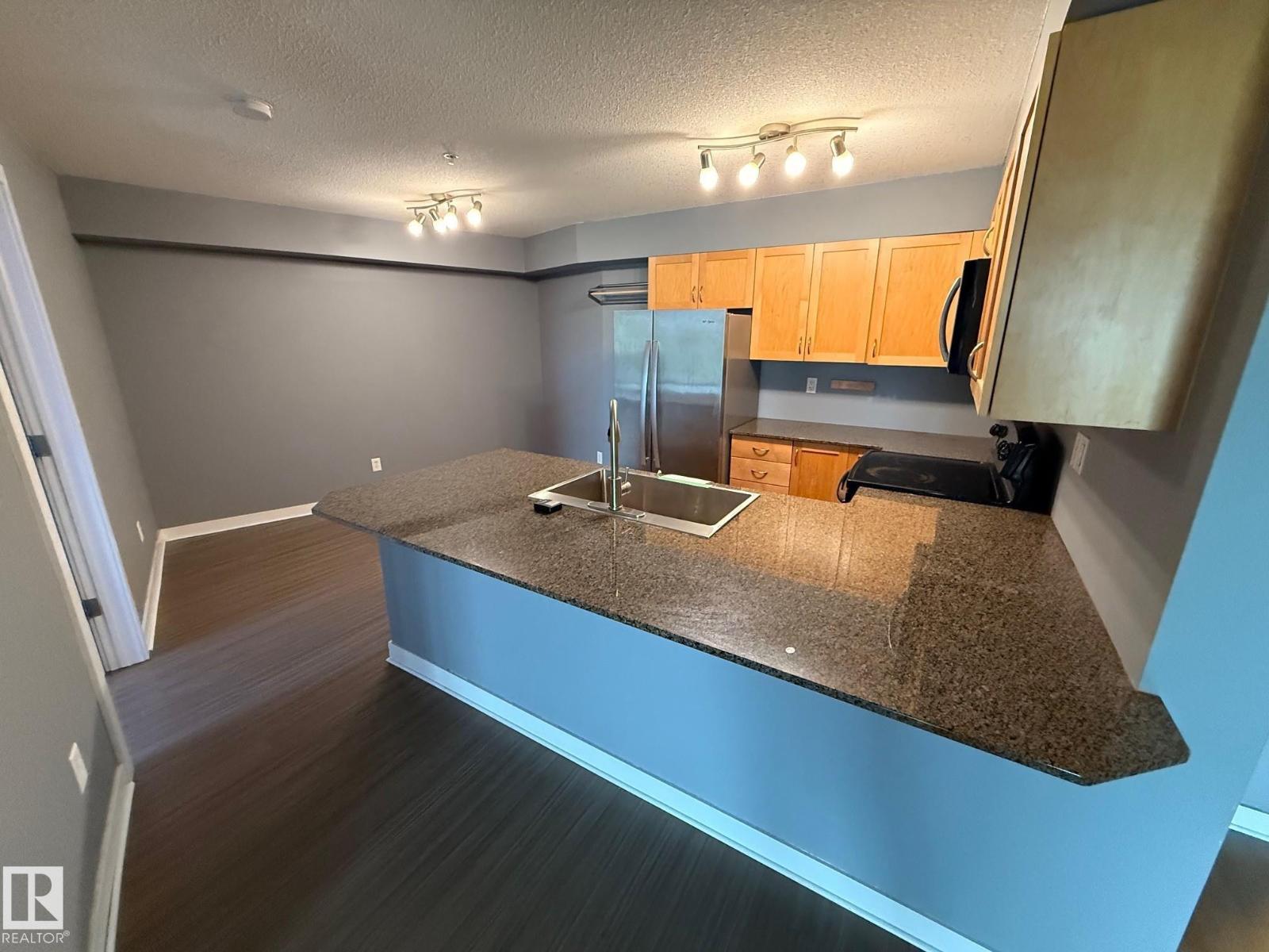 Photo 10 of 316 920 156 St Nw, Edmonton AB