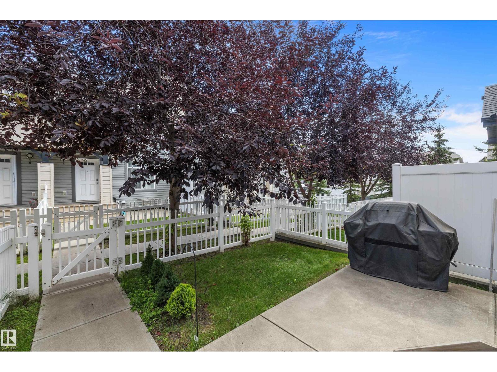 Photo 11 of 16 465 Hemingway Rd Nw, Edmonton AB