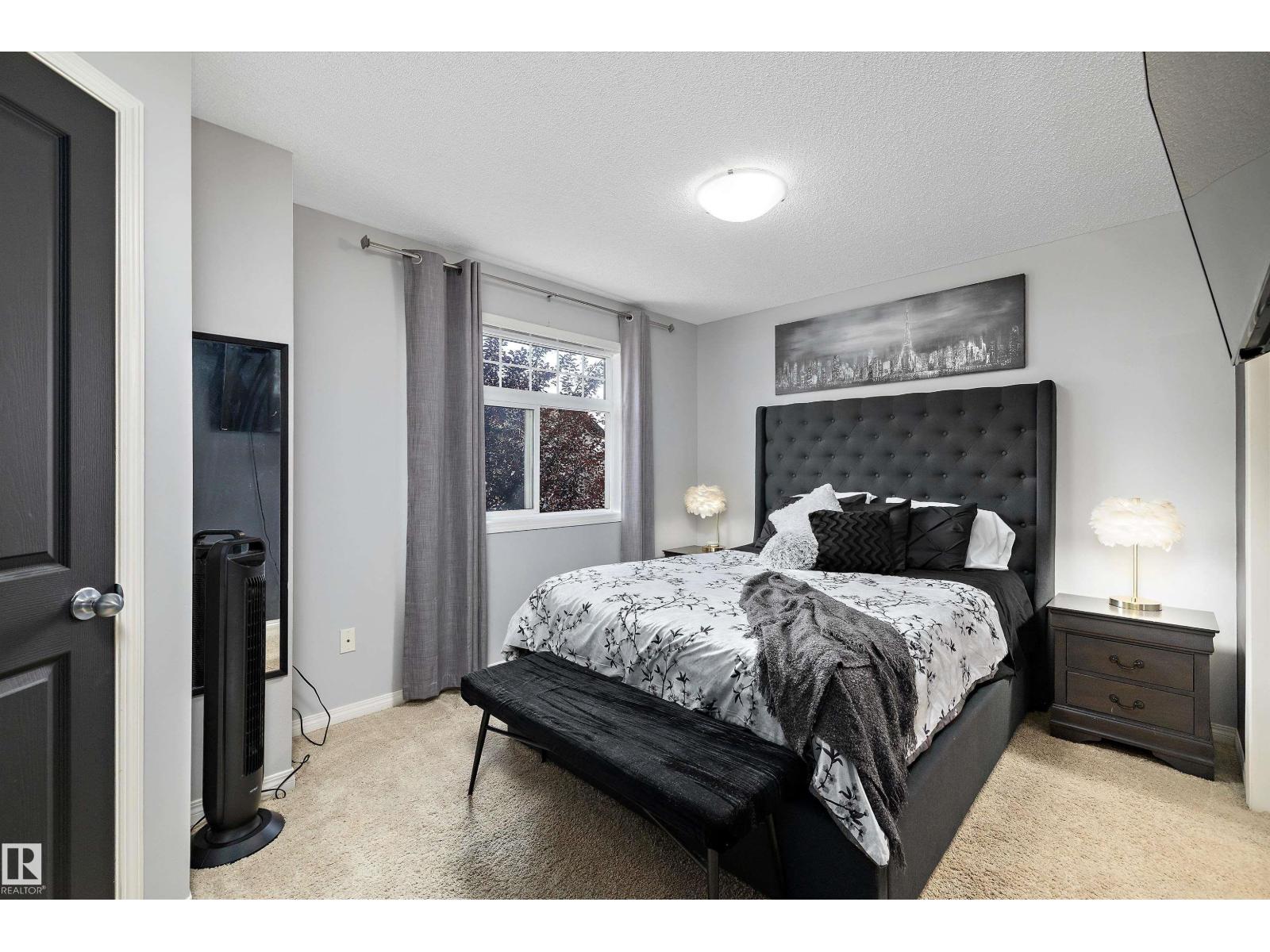 Photo 9 of 16 465 Hemingway Rd Nw, Edmonton AB