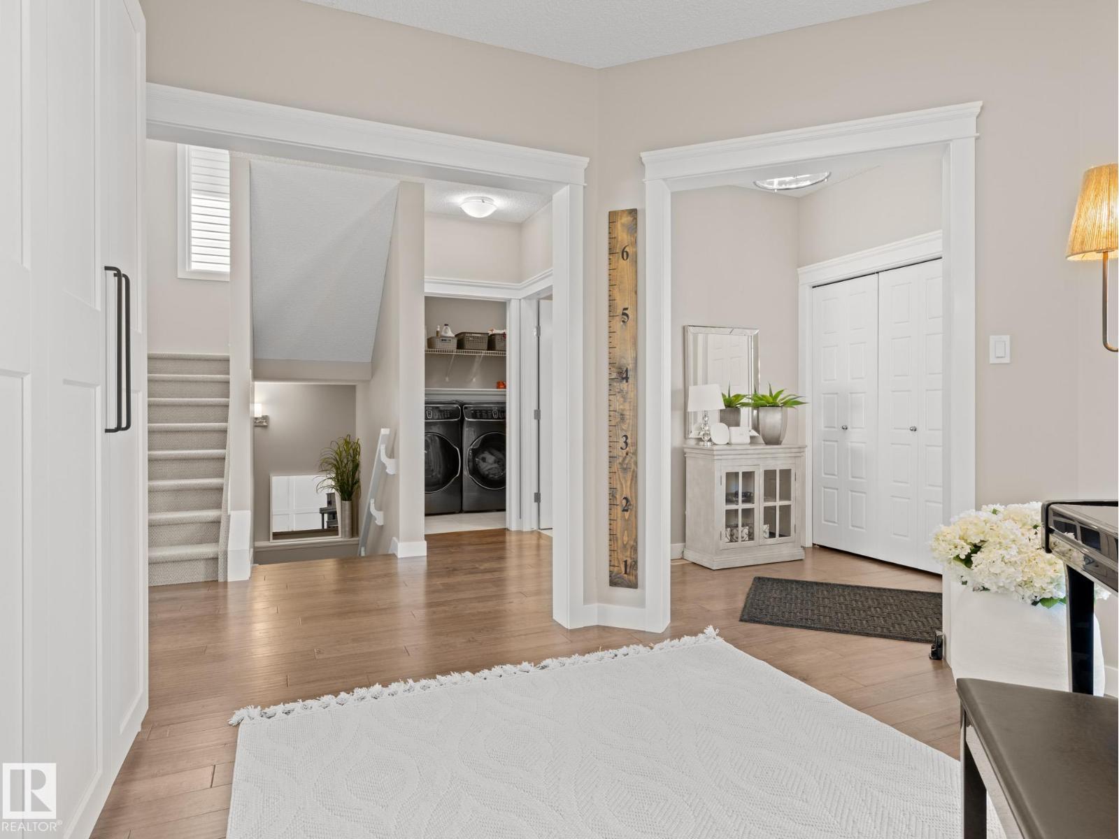 Photo 11 of 17560 122 St Nw, Edmonton AB