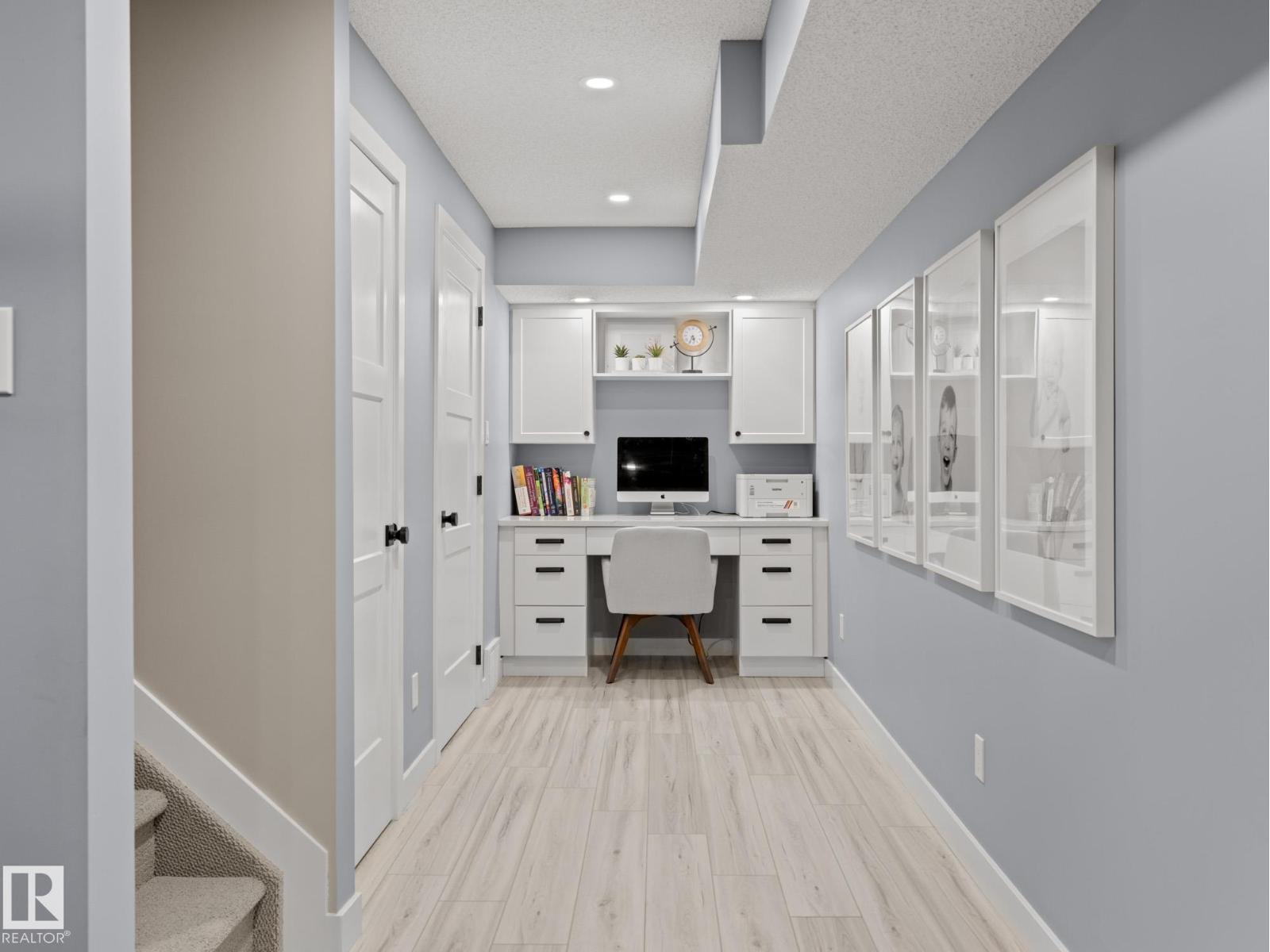 Photo 41 of 17560 122 St Nw, Edmonton AB