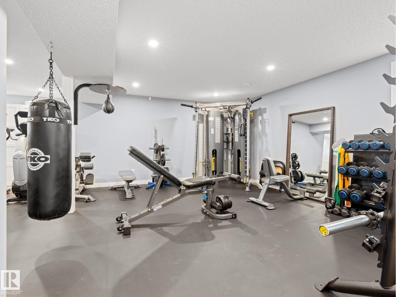 Photo 42 of 17560 122 St Nw, Edmonton AB