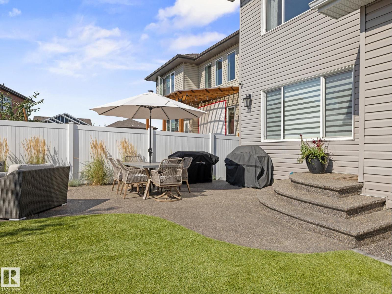 Photo 47 of 17560 122 St Nw, Edmonton AB