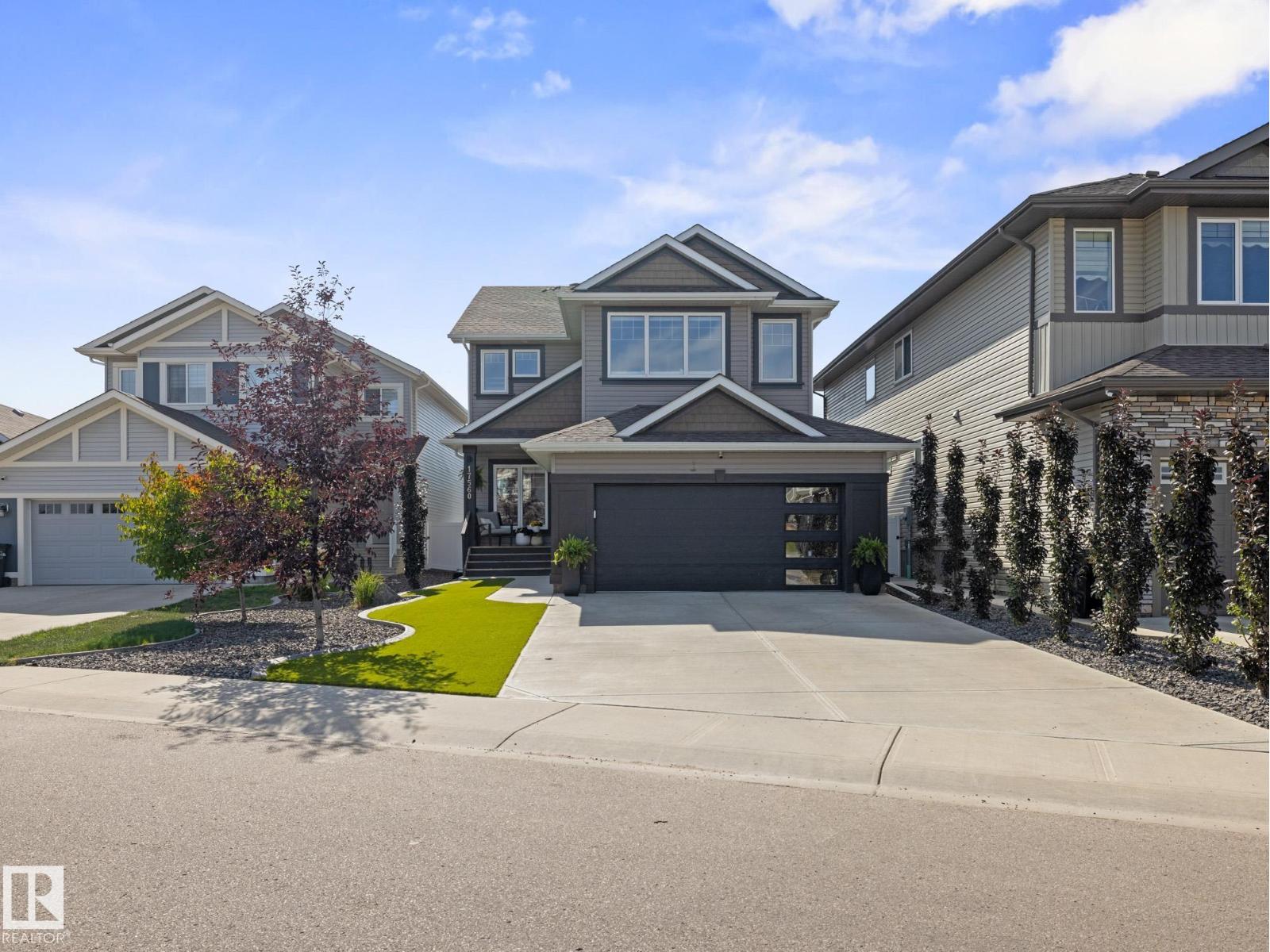 Photo 5 of 17560 122 St Nw, Edmonton AB