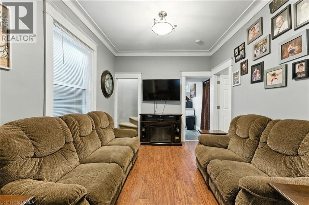 Photo 7 of 7 Superior Street, Brantford ON