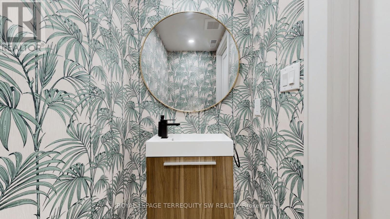 Photo 1 of Coach House 144 Dovercourt Road, Toronto ON