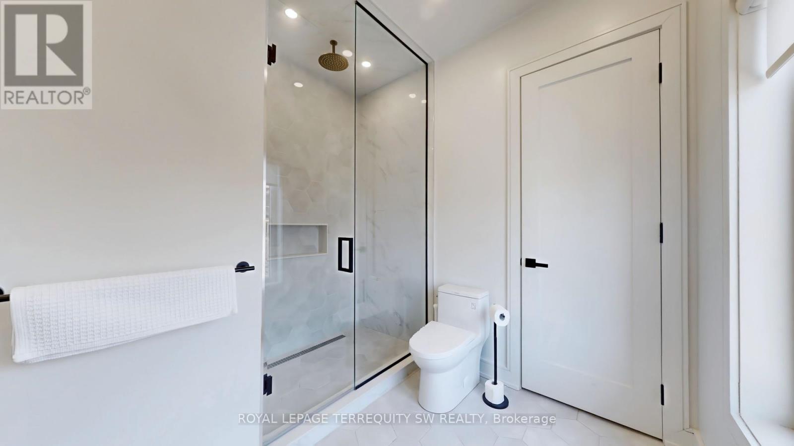 Photo 10 of Coach House 144 Dovercourt Road, Toronto ON