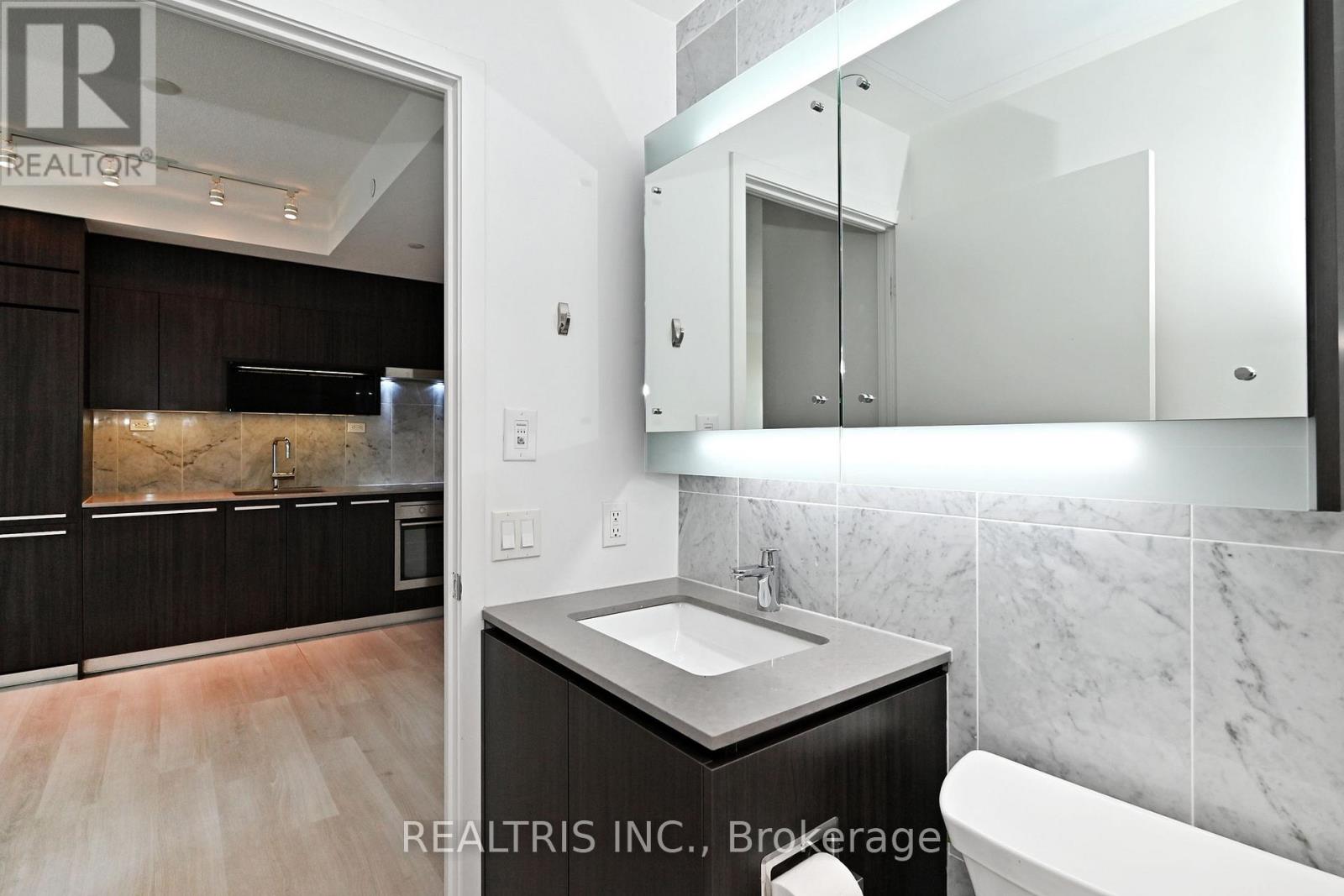 Photo 39 of 611 90 Queens Wharf Road, Toronto ON