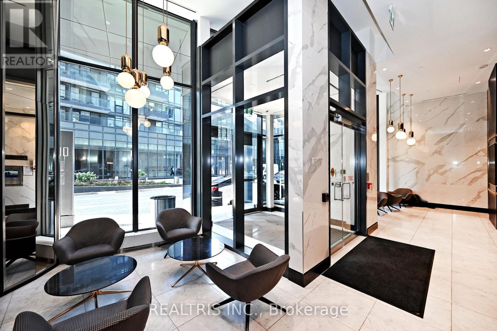Photo 14 of 611 90 Queens Wharf Road, Toronto ON