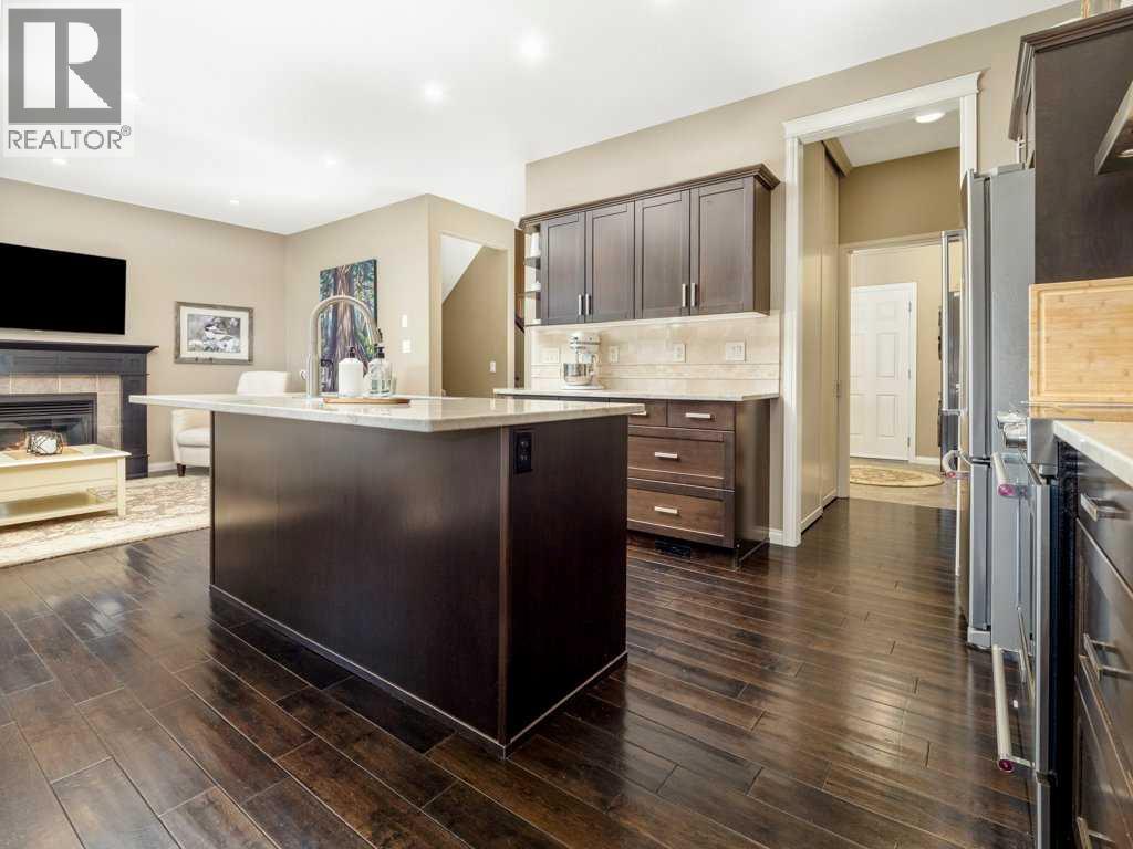 Photo 20 of 104 Firelight Way W, Lethbridge AB