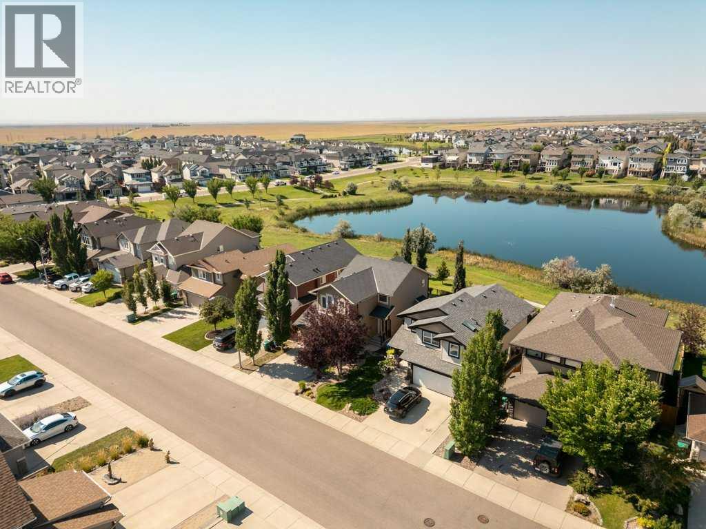 Photo 46 of 104 Firelight Way W, Lethbridge AB