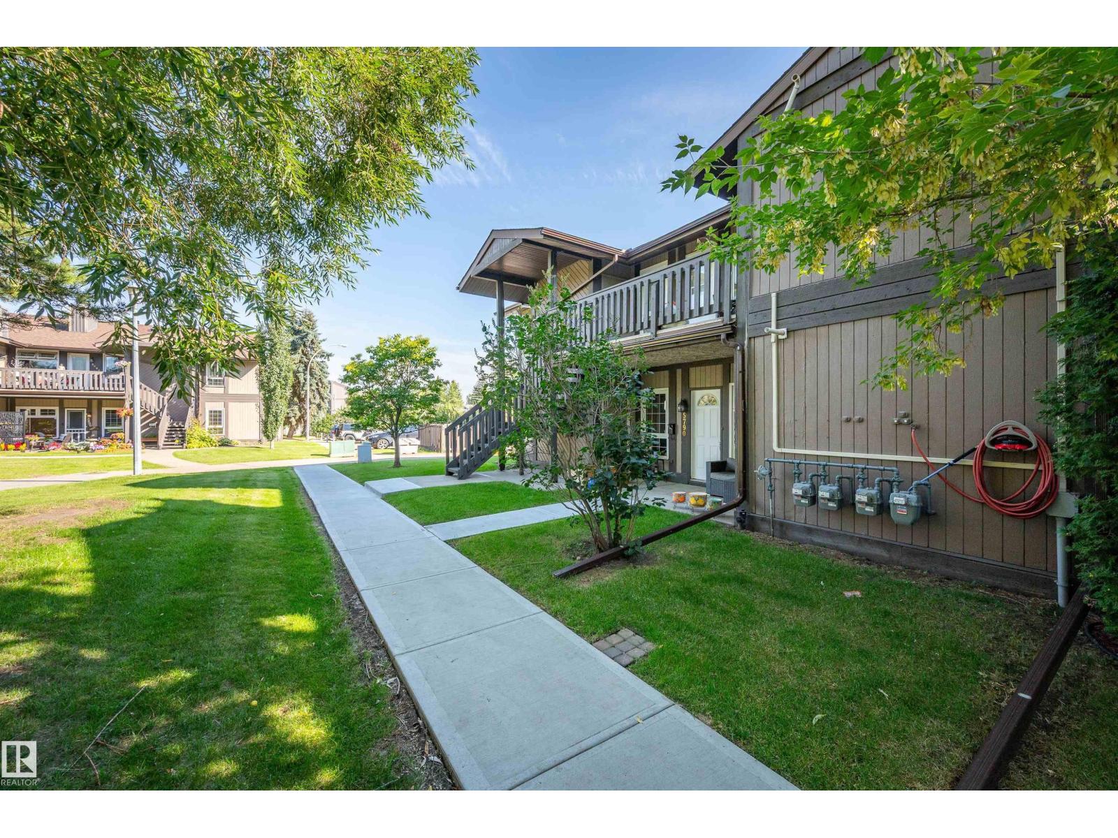 Photo 22 of 5790 172 St Nw, Edmonton AB