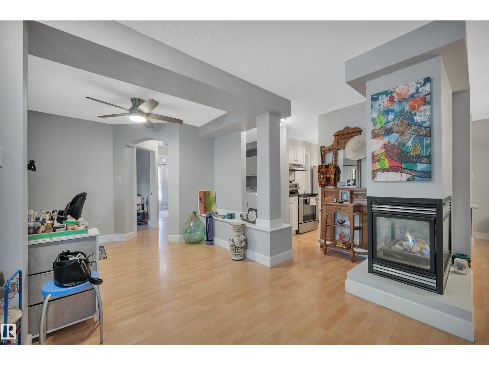 Photo 12 of 5790 172 St Nw, Edmonton AB