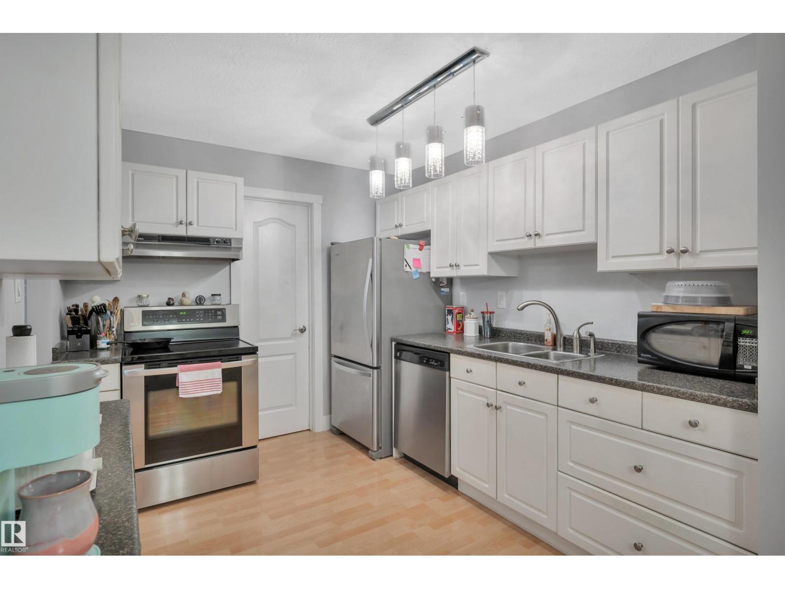 Photo 39 of 5790 172 St Nw, Edmonton AB