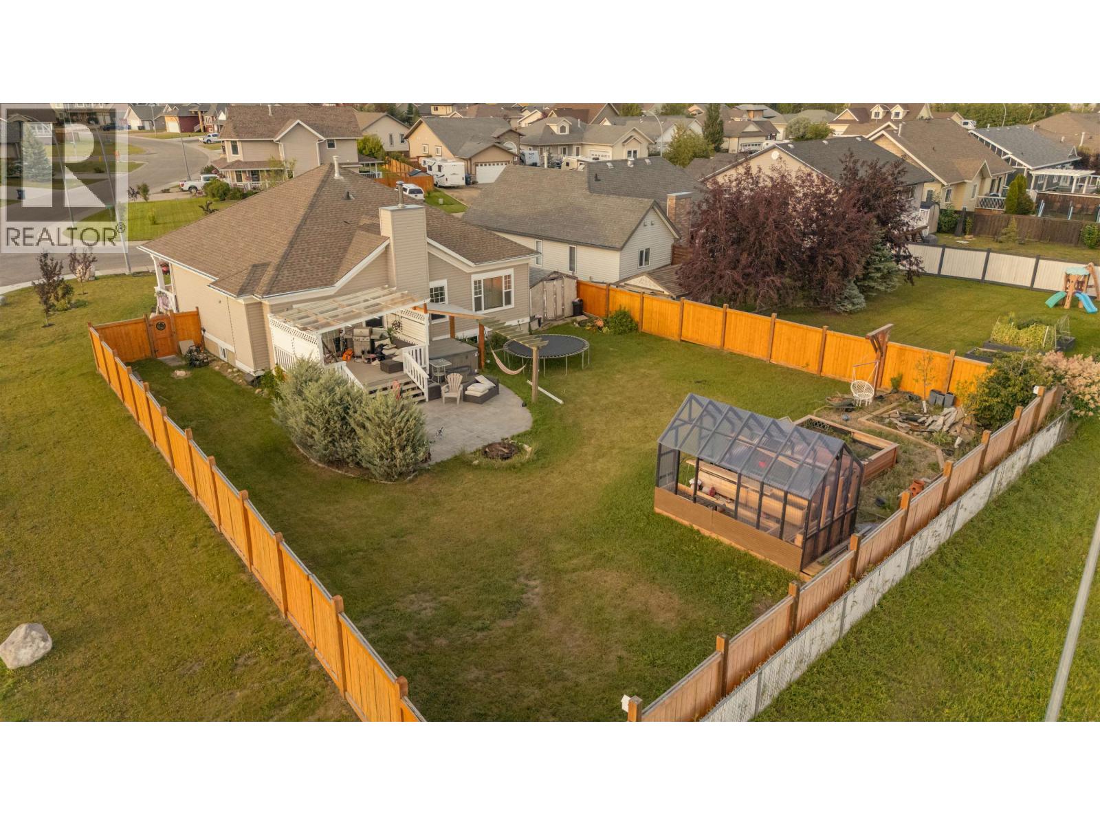 Photo 14 of 8723 109 Avenue, Fort St John BC