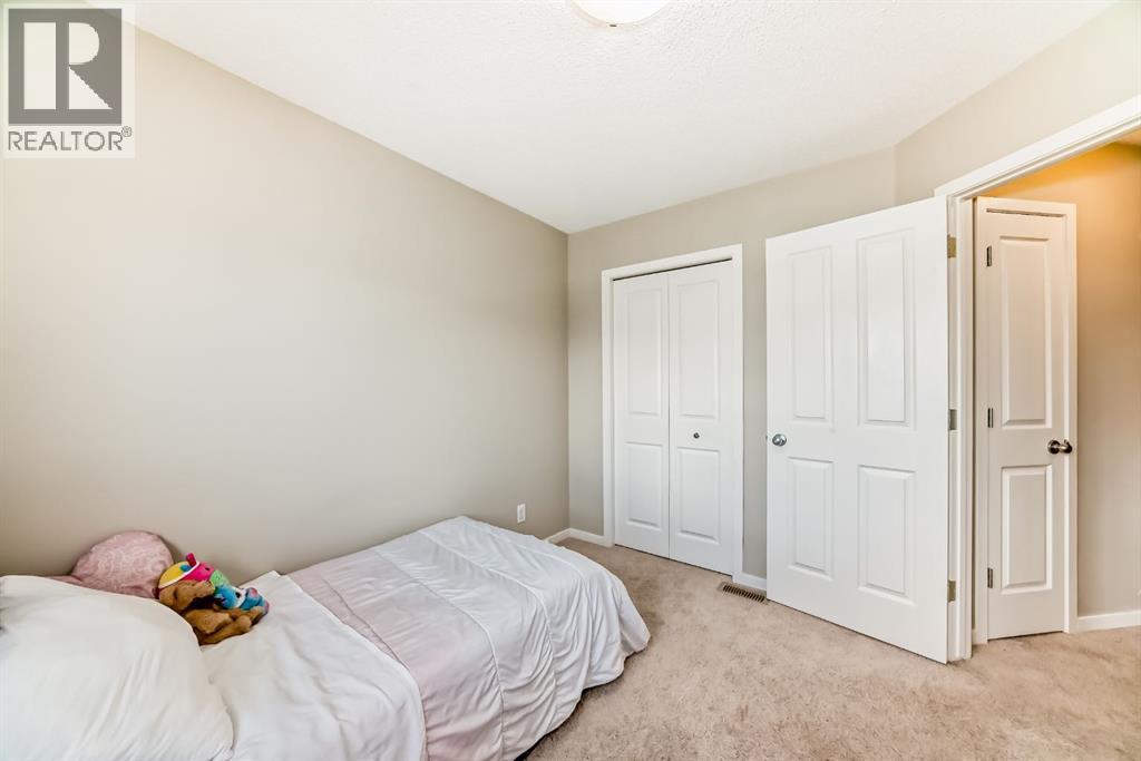 Photo 1 of 401 Cranberry Circle Se, Calgary AB