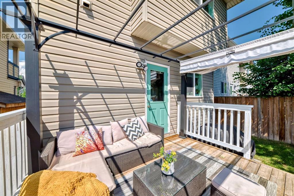 Photo 5 of 401 Cranberry Circle Se, Calgary AB