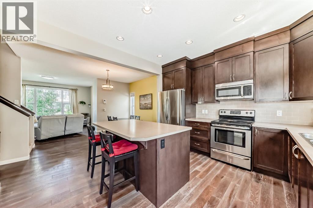 Photo 17 of 401 Cranberry Circle Se, Calgary AB