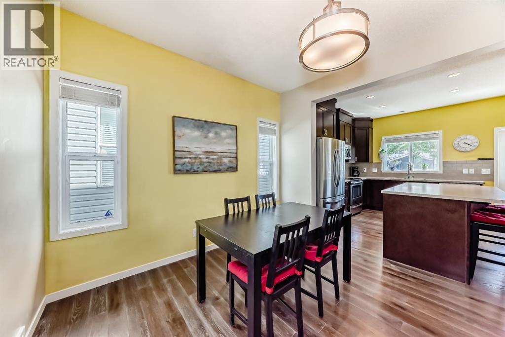 Photo 2 of 401 Cranberry Circle Se, Calgary AB
