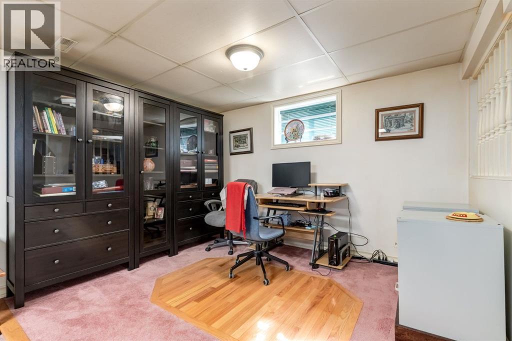 Single Family House Bungalow for Sale in   Street NW Bowness Calgary 
