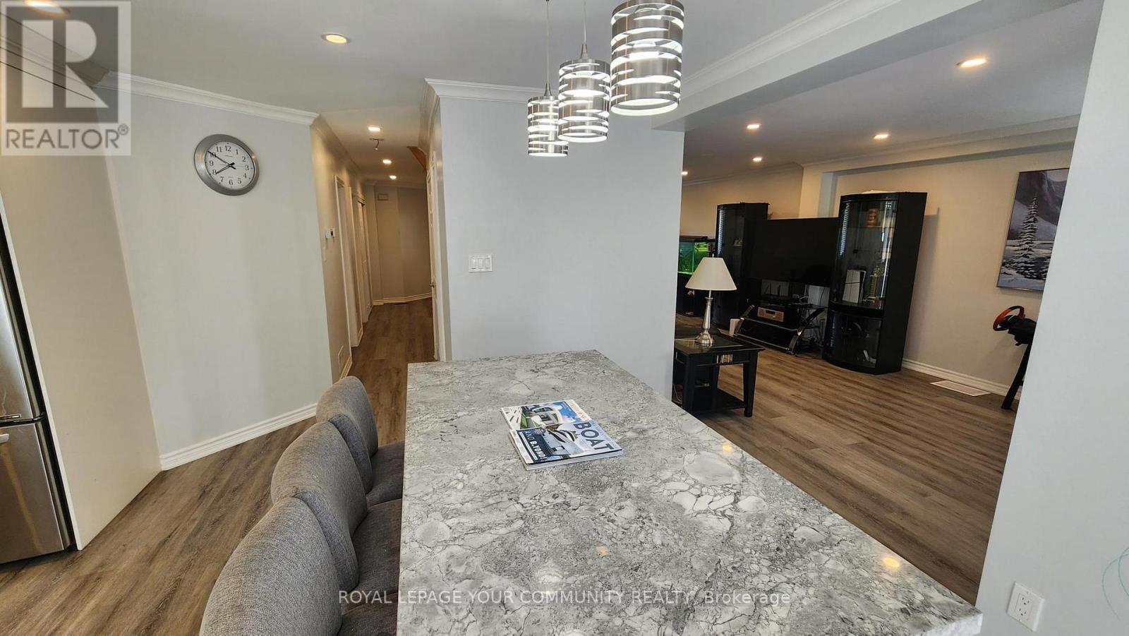 Photo 5 of 1331 Anton Square, Pickering ON